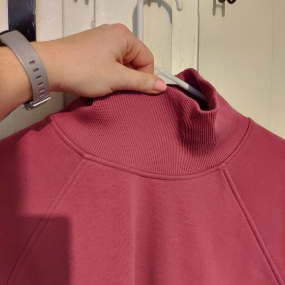 NWOT Athleta Sweater dark pink Size Medium 💓 - Picture 3 of 13